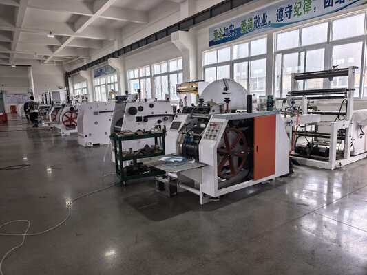 Bag Sealing And Cutting Machine Kraft Paper Bag Making Machine With 420 To 600 Mm Bag Width And 400 Mesh Ceramic Printing Roller
