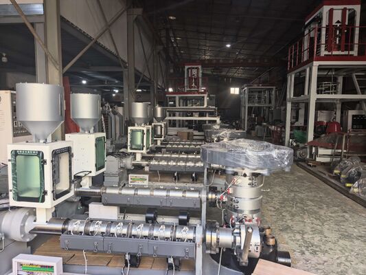 SIEMENS Motor Plastic Film Extrusion Machine Offering Extrusion Capacity 100 To 500 Kg per Hour Designed for Film Production